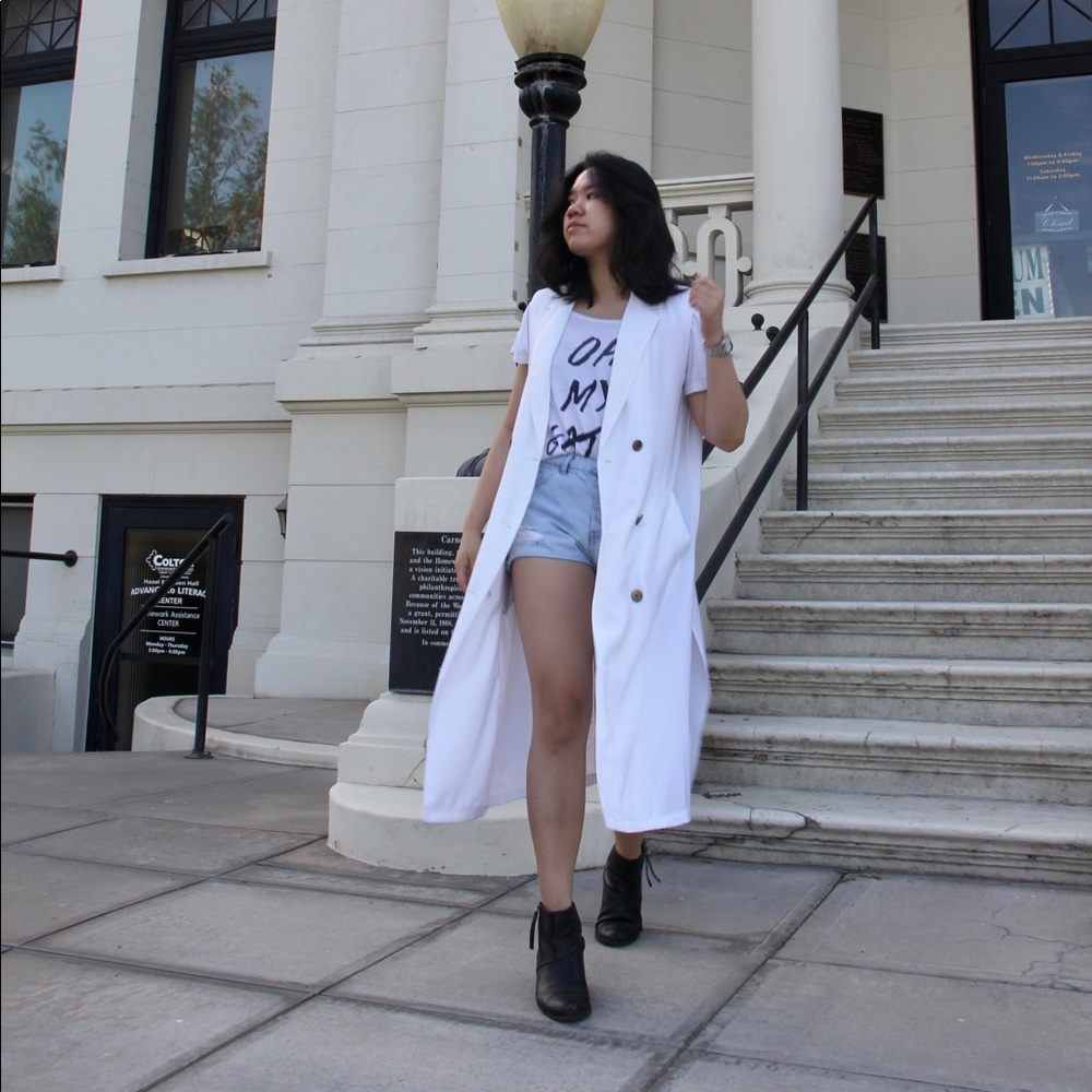 Forever 21 White Collared Vest